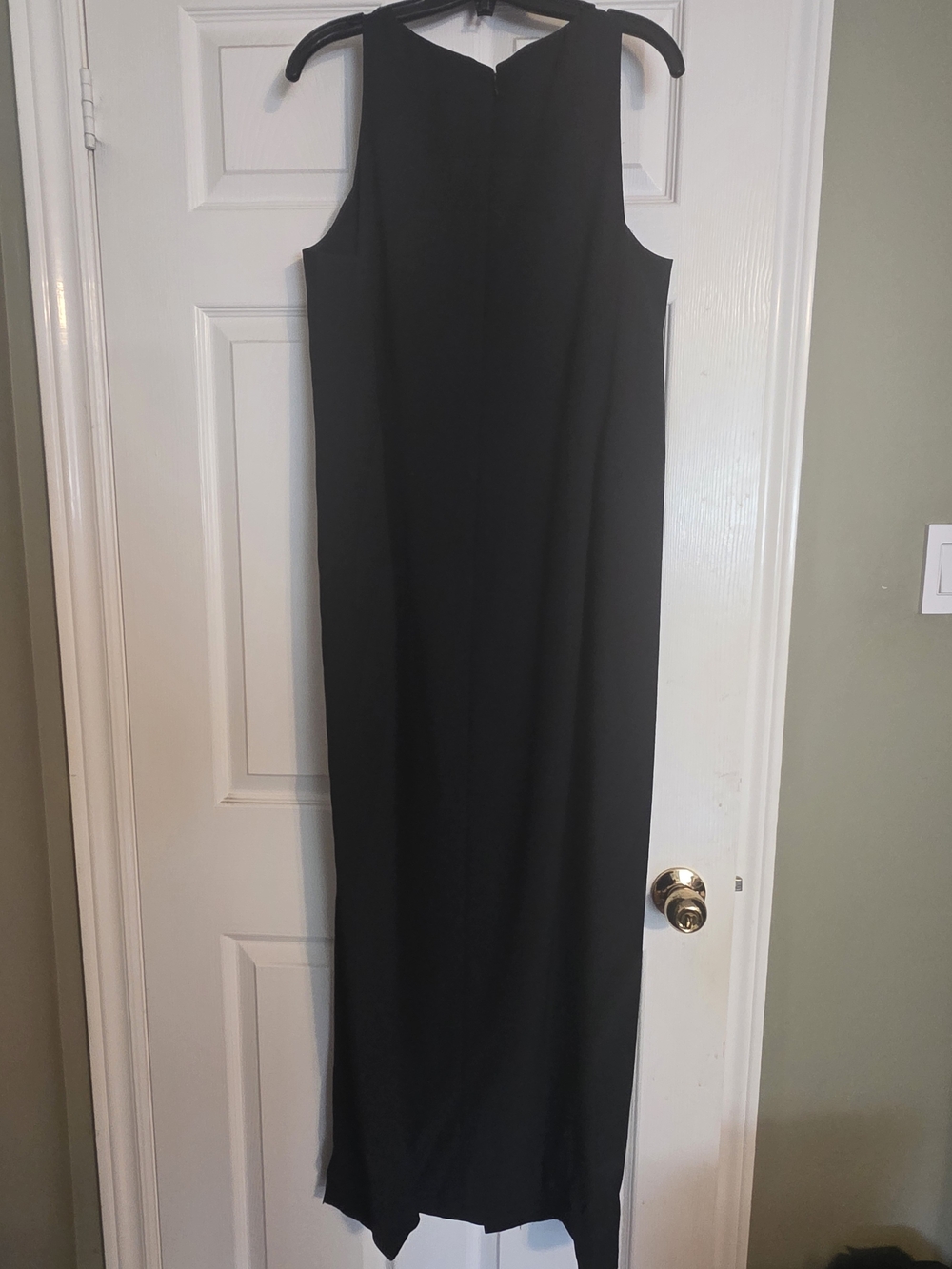Classic Black Sleeveless Maxi Dress